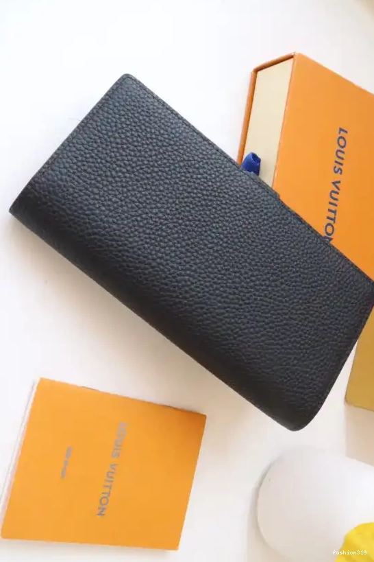 WALLET VERTICAL LOUIS VUITTON 0423